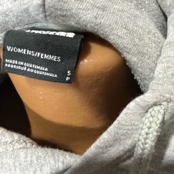 The North Face Hoody - Picture 7 of 10